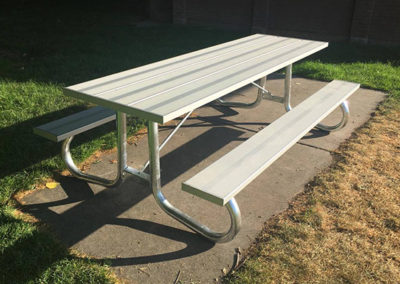 Picnic Tables With Rounded Legs