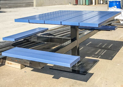 Aluminum Powder Coated Pedestal Leg Table