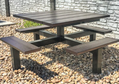 Powder Coated Aluminum Square Leg Table