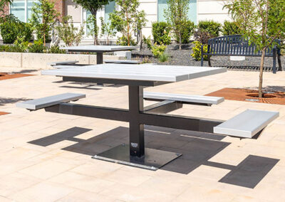 Aluminum Plank Pedestal Tables For Apartment Complexes