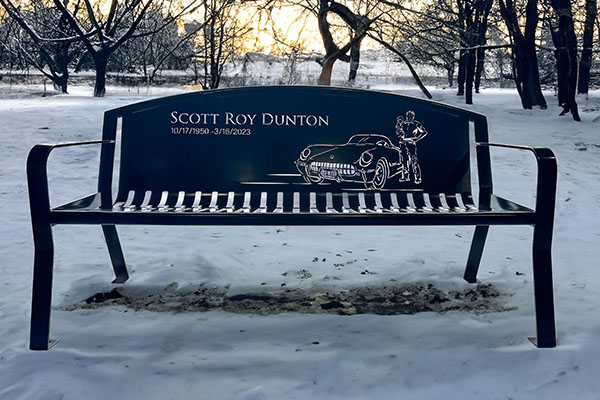 Memorabilia Bench Scott Dunton