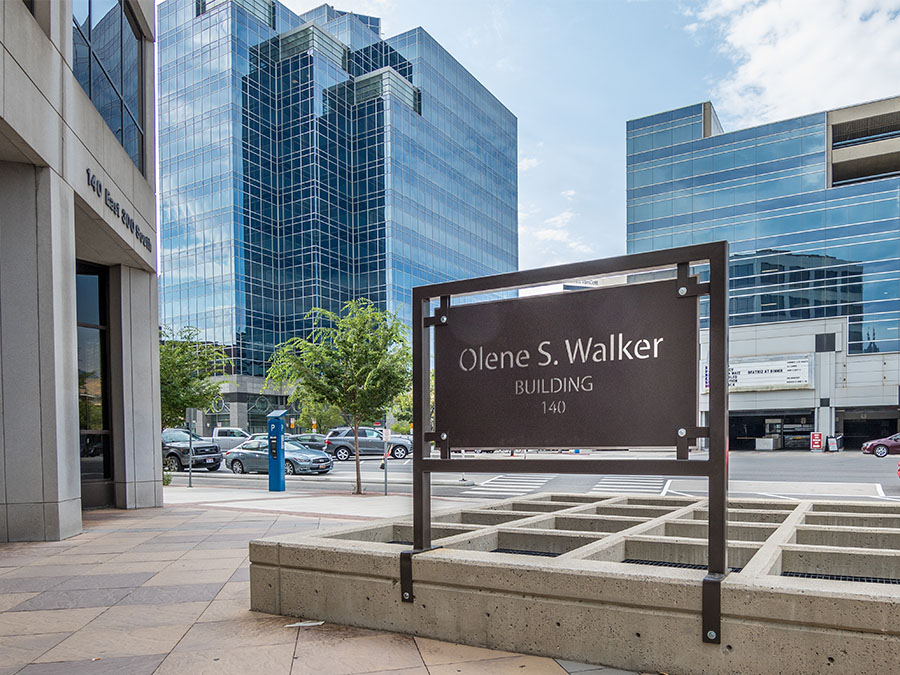 Outdoor Business Signs